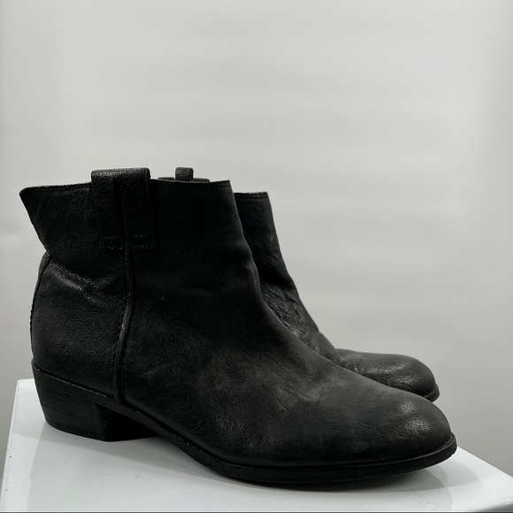 Sam Edelman black leather ladies booties - Picture 1 of 7